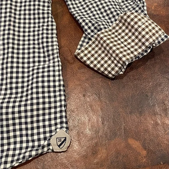 SOLD-Cremieux men’s casual dress shirt. - Picture 3 of 3